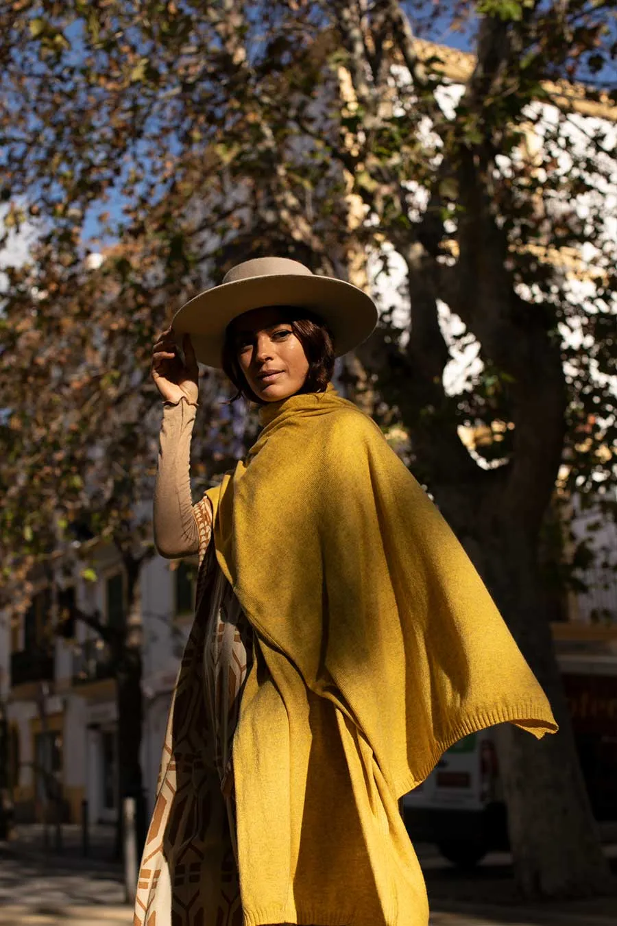 KNIT CASHMERE SHAWL YELLOW
