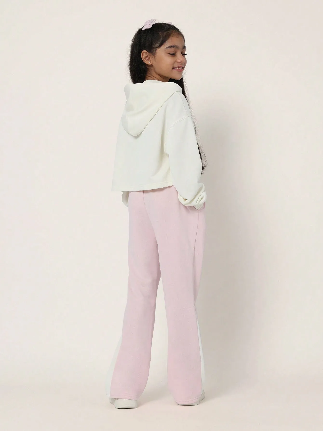 Tween Girls Comfy Flare Fit Contrast Panel Sweatpants With Small Graphic Print & Drawstrings