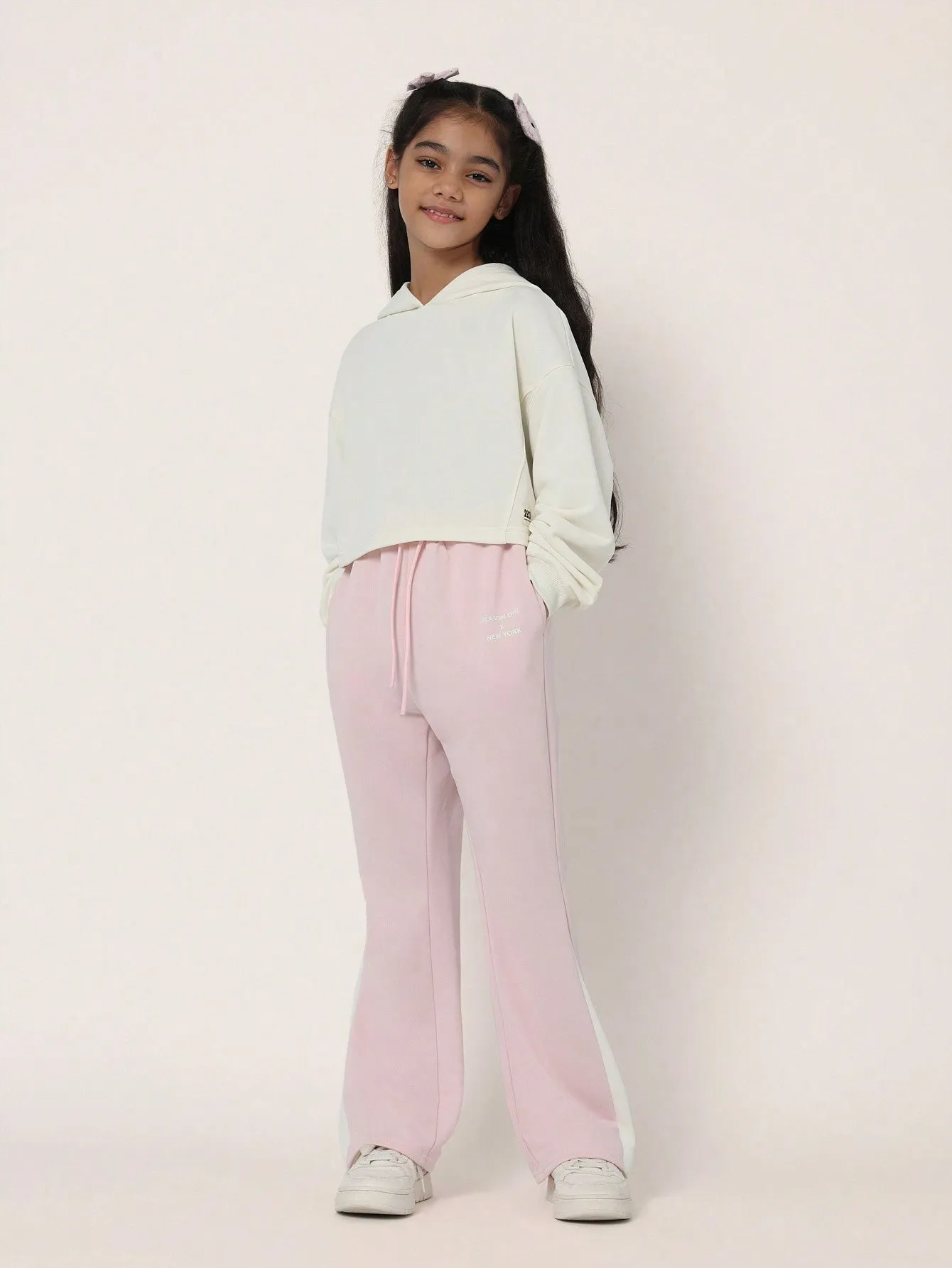 Tween Girls Comfy Flare Fit Contrast Panel Sweatpants With Small Graphic Print & Drawstrings