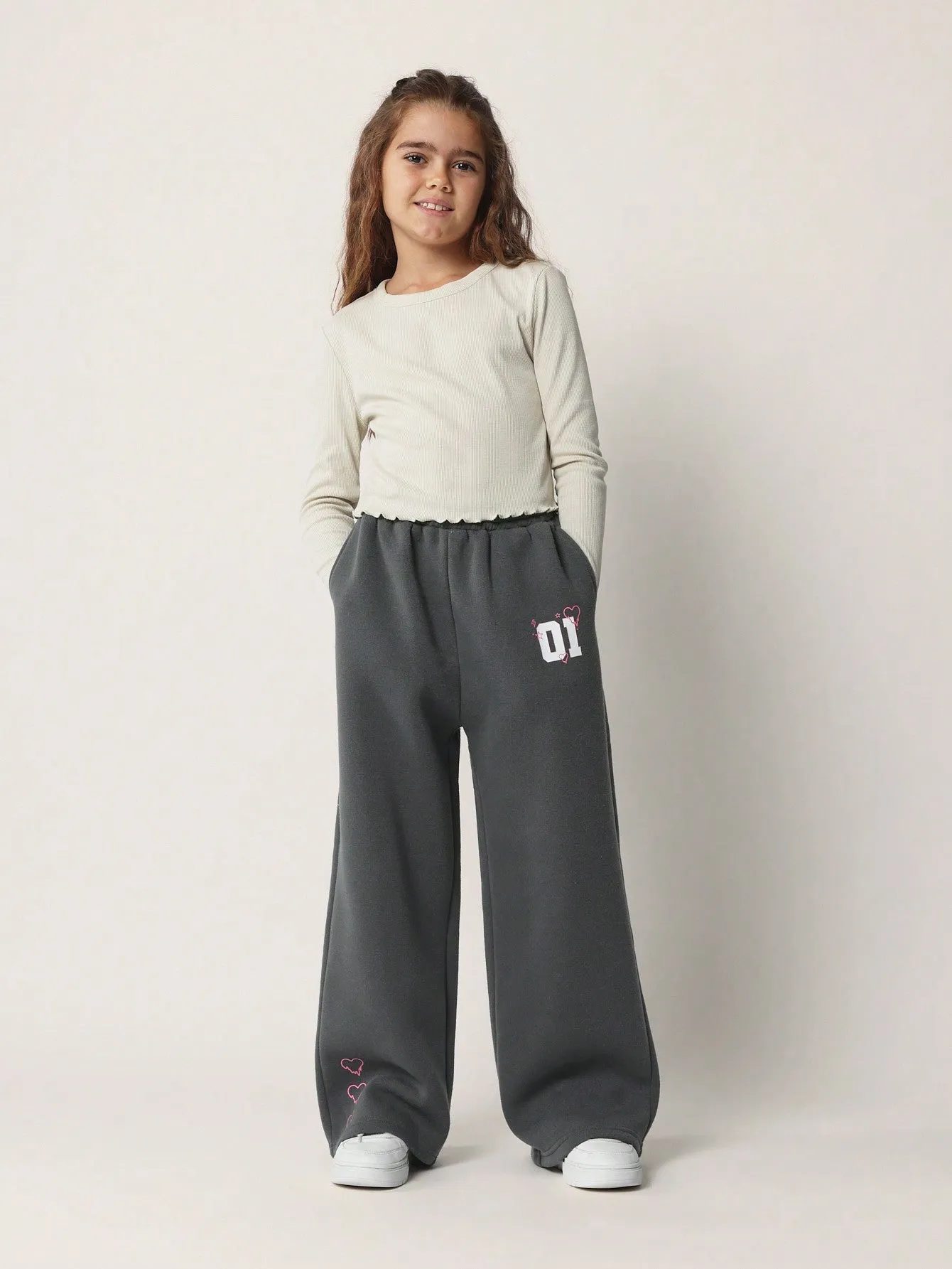 Tween Girls Wide Leg Sweatpants With Graphic Printed